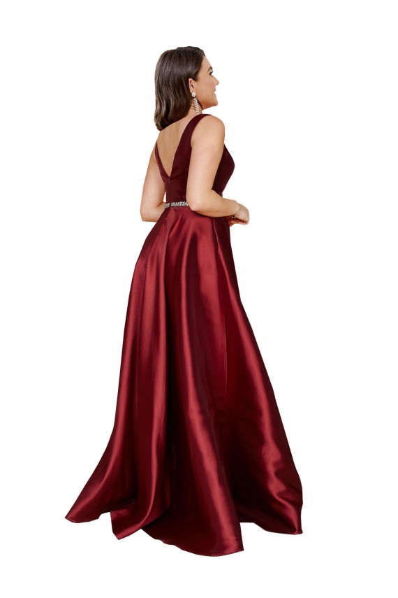V-Back Burgundy A-Line V-Neck Long Plus Size Formal Evening Dress Canada Online